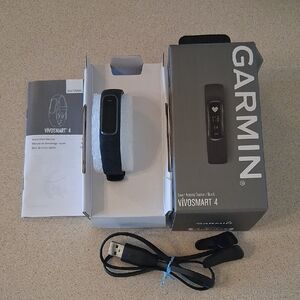 Garmin Vivosmart 4 Fitness Tracker - Black